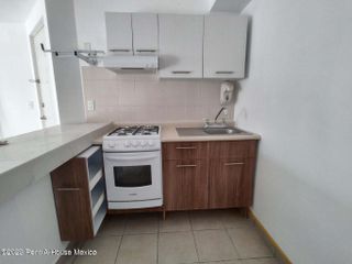 Departamento en  venta Miguel Hidalgo 	Colonia Legaría yp 24-3077