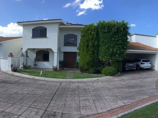 CASA EN VENTA EN PRIVADA LOMAS 4A SECC HIMALAYA