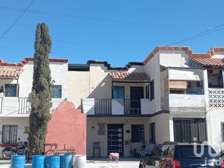 Casa en venta frente a parque ECO 2000, se aceptan créditos, Cd Juárez Chihuahua