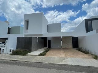 Casa en venta Praderas del Mayab Conkal Norte de Mérida Yucatán.