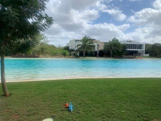 Espectacular Residencia en Merida , Lago Kanah Yucatan Country Club