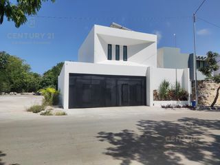 Moderna y espaciosa casa en venta en Arrecifes , Playa del Carmen P4032