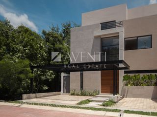 Casa en Venta, Via Cumbres, Huayacán Centro, Cancún