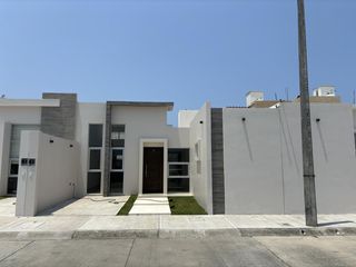 VISTALTA RESIDENCIAL, Casa en VENTA de UNA PLANTA, 2 recamaras, con vigilancia, en Boca del Rio