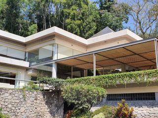 Casa en Fraccionamiento en Rancho Cortes Cuernavaca - ARI-785-Fr*