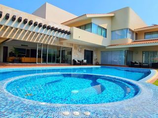 Casa en Venta con Embarcadero en el Residencial & Marina El Dorado, Veracruz