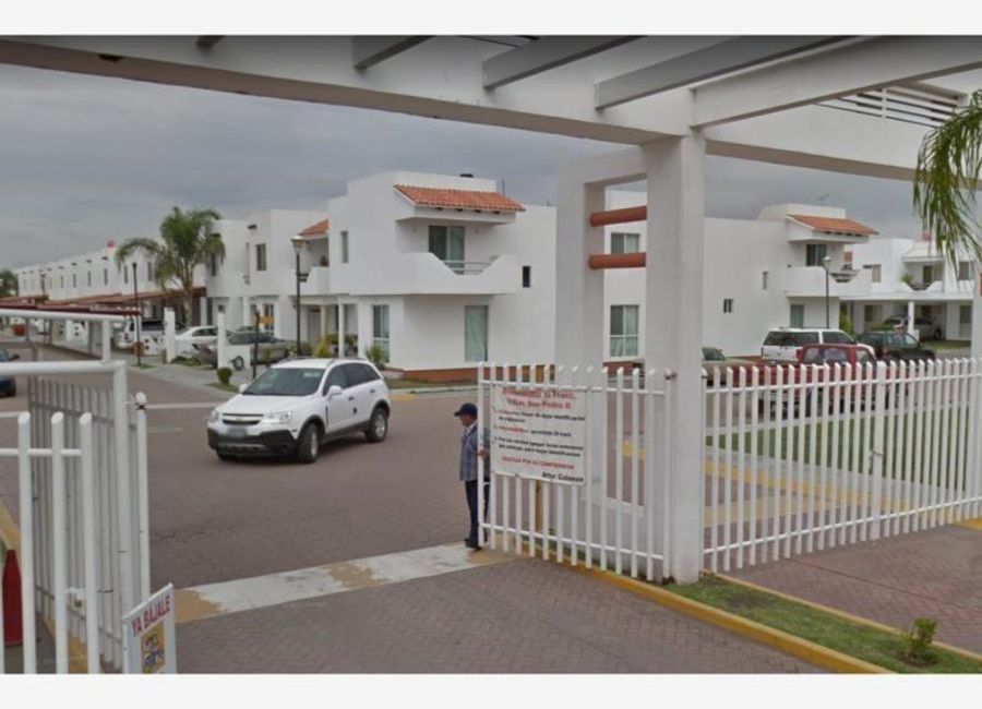 Gs Venta Casa Villas San Pedro Salamanca Guanajuato Remate Banc