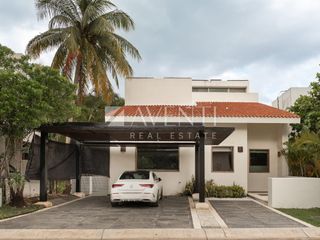 Casa en Venta/Renta, Isla Dorada, Zona Hotelera Cancun, Cancún en Venta