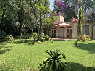 Arbolado con casa para remodelar