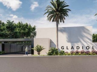 CASA TIPO TOWNHOUSE EN GLADIOLAS TEMOZON