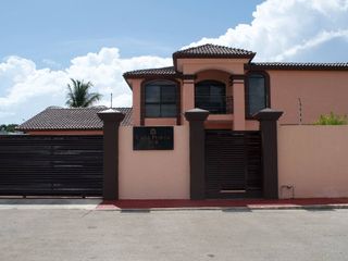 OPORTUNIDAD EN PLAYA DEL CARMEN: PROPIEDAD IDEAL PARA CASA DE RETIRO O DE ASISTENCIA