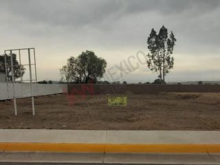 Terreno comercial en venta, escriturado dentro de Parque Industrial 1000 m2 se encuentra a cinco kilómetros del Aeropuerto de Querétaro