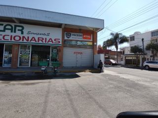 Renta de Local Comercial 100 m2 más 35m2 de tapanco. Diagonal Defensores, Puebla