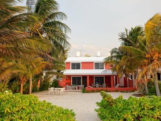Casa amueblada en Renta, frente al mar en las paradisiacas playas en Uaymitun