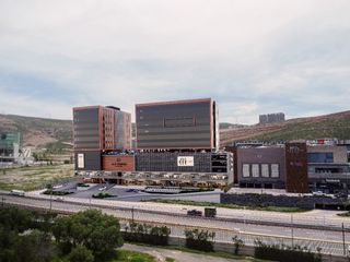 PREVENTA CONSULTORIOS EN SLP TOWERS THE PARK