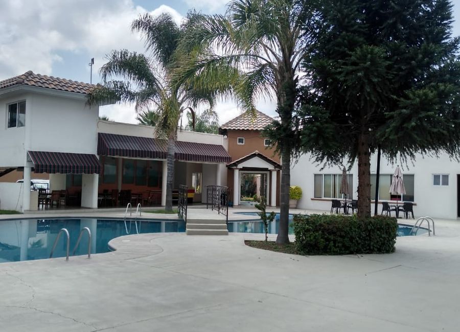 RENTA CASA NORTE QUINTAS DE MONTICELLO