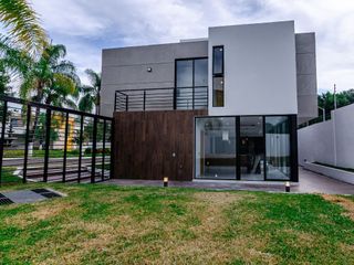 CASA EN VENTA EN SANTA ANITA, TLAJOMULCO DE ZÚÑIGA