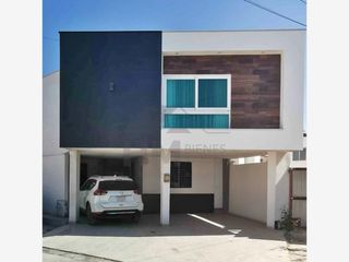 Casa en Venta en Villas de Santa Rosa