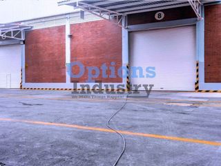 Lease warehouse available in vallejo