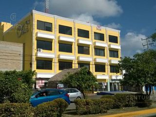 Renta Oficina de 60m2 en Av. Nader  Zona Centro de Cancún C3236