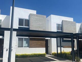 Casa amueblada en renta unicada en Váltica Residencial al norte de Aguascalientes