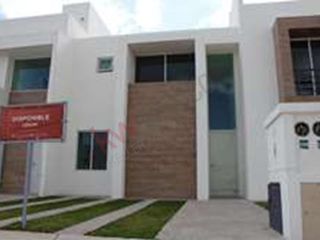 Casa en VENTA modelo SIMAA en nueva zona residencial, cerca de zona Industrial San Luis Potosí