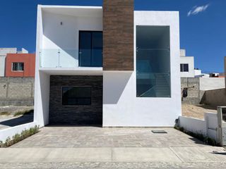 Casa en  Pachuca Hidalgo, fraccionamiento, frente a la Universidad del Fútbol