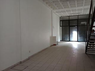 Renta de locales comerciales 136 m2, Naucalpan, Alce Blanco