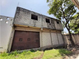 Casa sola obra negra en REMATE en Cuernavaca
