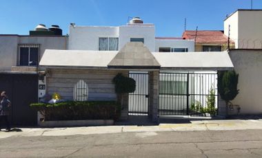 Casa en Venta en Lomas Verdes 1a Sección