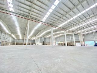Bodega Industrial en Renta 5,488 m2 ubicada en Circuito Sur Tlajomulco, Jalisco