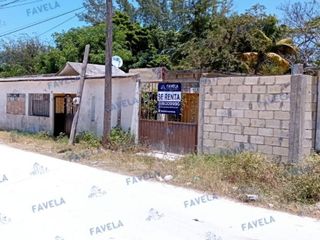 Terreno con construcción en Villa Isla Aguada EN RENTA