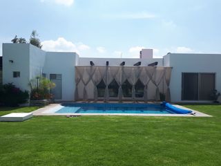 Preciosa Residencia en Hacienda el Porvenir, San Juan del Rio, T.759 m2