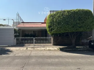 CASA EN RENTA EN JESUS GARCIA, PROVIDENCIA, GUADALAJARA