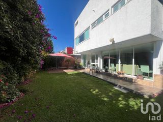 Se vende casa en Lomas de Hipódromo