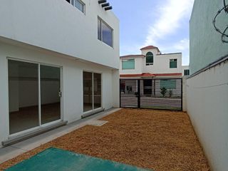 Casa en venta, Residencial Diamante, Barrio de la Concepción, San Mateo Atenco, Edo. de México.