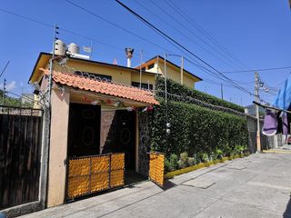 "Refugio Sereno en Tepoztlán: Vive la Armonía Urbana en un Entorno Tranquilo"