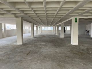 Renta Oficina de 300 m2 en Parque Lira, obra gris