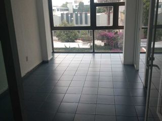 OFICINAS CENTRICAS EN EJERCITO NACIONAL 533 (Se comparte comision)