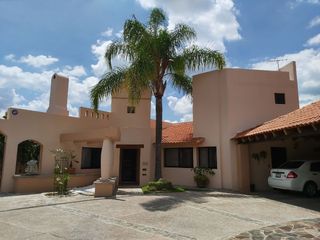 Casa en Venta en Residencial Jardines del Lago, zona poniente de Aguascalientes