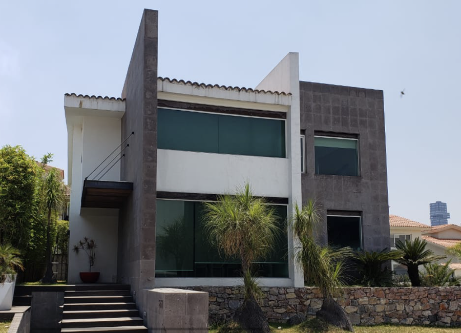 amplia casa en venta, fraccionamiento exclusivo la vista country club