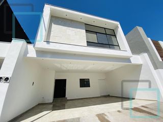 VENTA DE CASA EN ALTARES RESIDENCIAL ZONA CARRETERA NACIONAL SANTIAGO