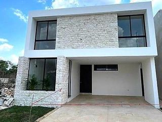 CASA EN VENTA MERIDA, 3 RECAMARAS MAS ESTUDIO EN RESIDENCIAL TAMORA