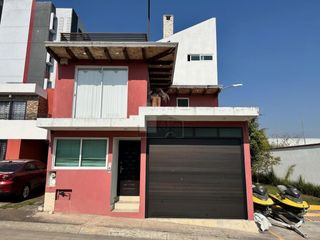 Renta de casa en calle privada ideal para oficinas, Xalapa
