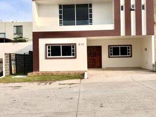 Casa en Venta en Los Robles, Zapopan