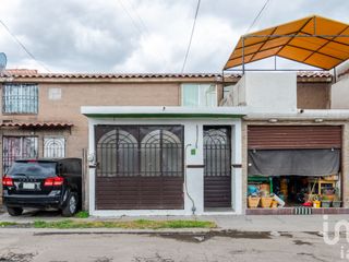 Casa en Venta en Los Héroes Coacalco, Estado de México