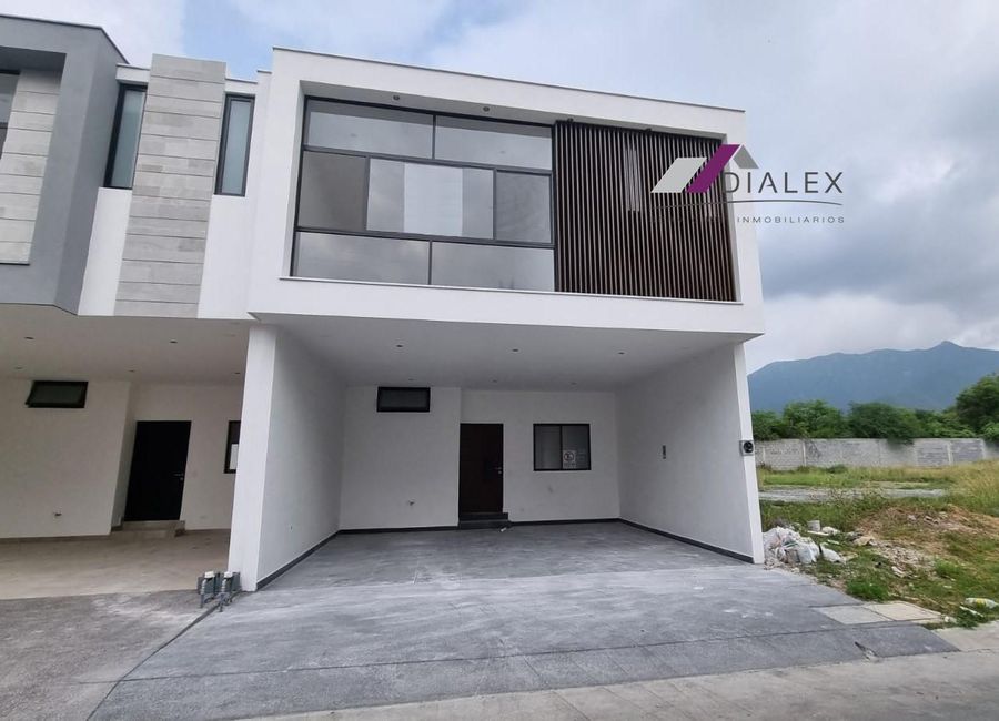 Altares Residencial CARRETERA NACIONAL Casa en VENTA Santiago Nuevo