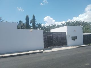 CASA EN VENTA MERIDA, MONTEBELLO, ENTREGA INMEDIATA.