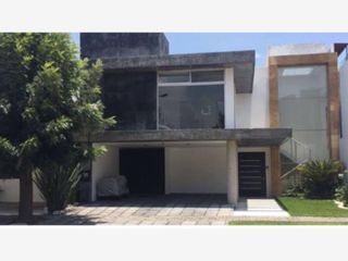 Casa en Venta en Lomas de Angelópolis I Cluster 777