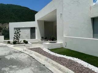 CASA EN VENTA EN RENACIMIENTO